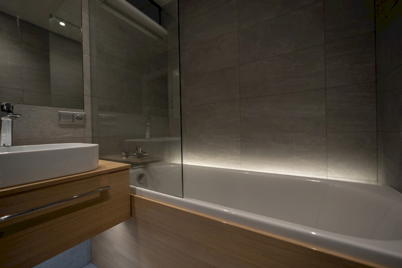 NIX nerezová vanová kapsa, 173cm, instalace do niky 72452