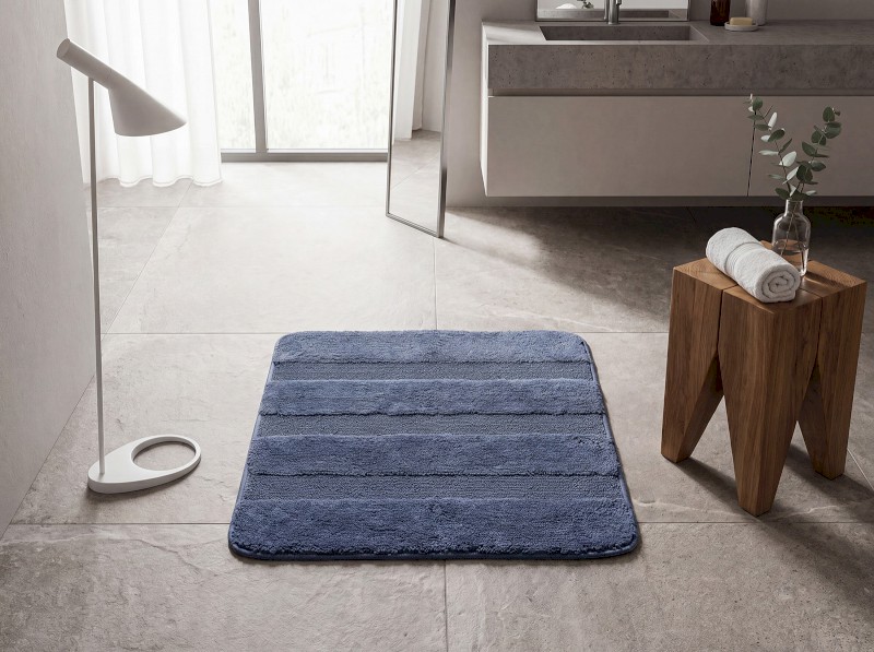 64478-7110803-serenity-predlozka-50x50cm-s-protiskluzem-polyester-modra-int-c