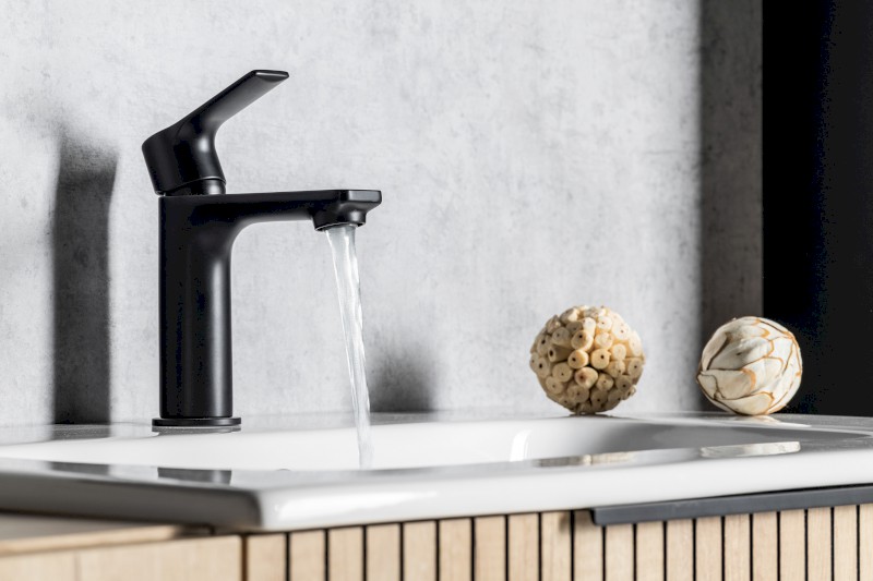 PAX stojánková umyvadlová baterie, černá mat XA02/15