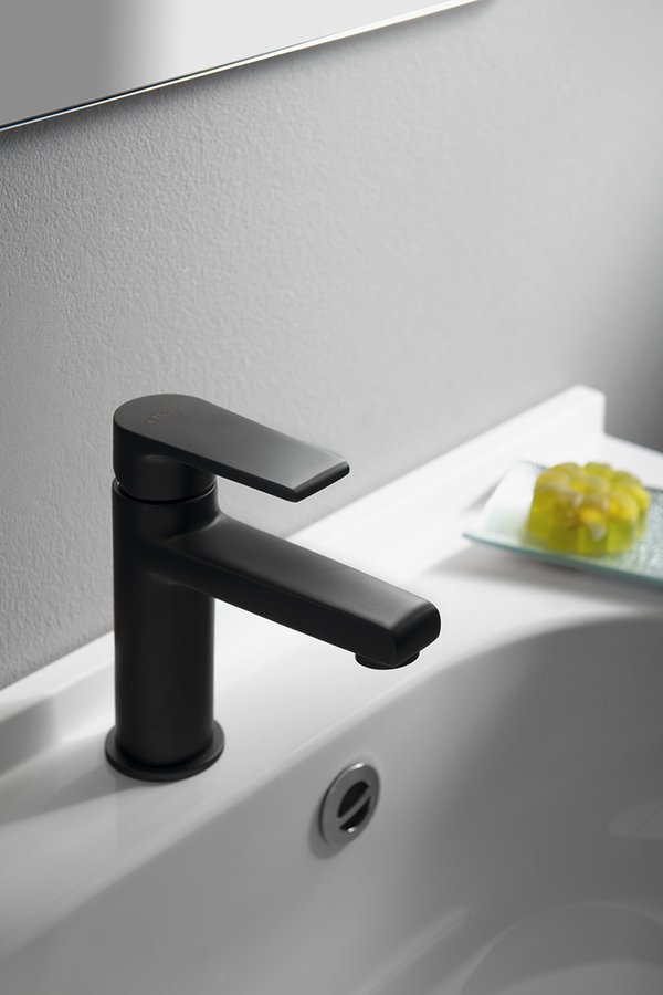 KAI stojánková umyvadlová baterie, černá mat KA02/15