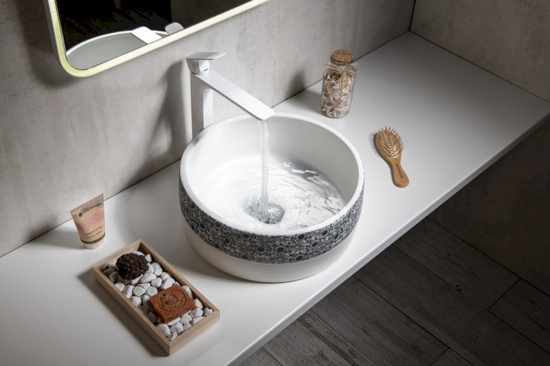 PRIORI keramické umyvadlo na desku, Ø 41 cm, bílá s modrým vzorem PI027