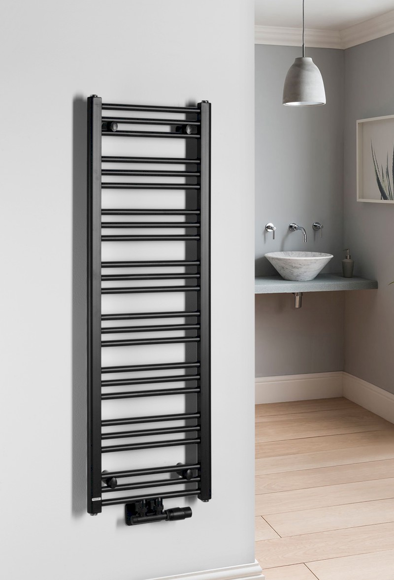 ALBRECHT otopné těleso 400x1250 mm, středové připojení, černá mat 600.112.6