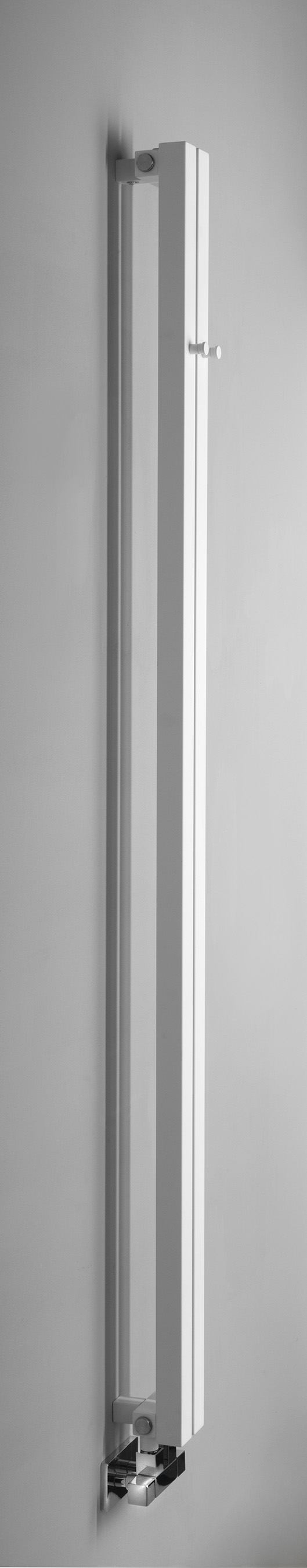 64262-ir245w-letizia-otopne-teleso-90x1800mm-bila-mat-bok-c