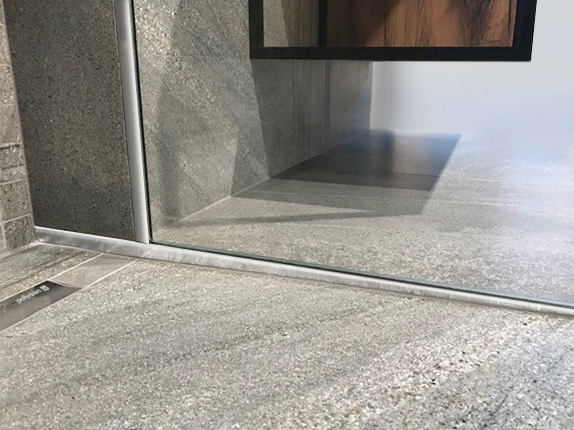 Spádová lišta, pravá, výška 12mm, délka 1200mm, nerez mat SPD1212-P