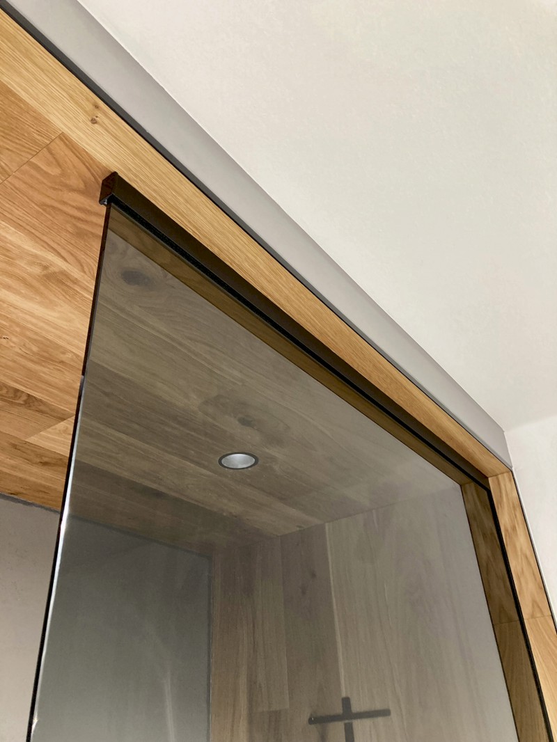 ARCHITEX sada pro uchycení skla, podlaha-stěna-strop se spádovou lištou, 1615x2600mm, pravá, černá mat AX2616BR