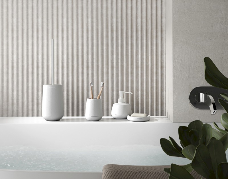 KIRA mýdlenka na postavení, bílá mat KI1102