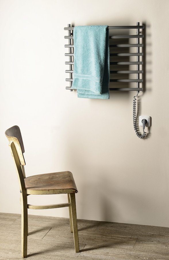 SUCH elektrický sušák ručníků, 570x465mm, 72W, šedý hliník-metalíza (RAL9007) SU210A