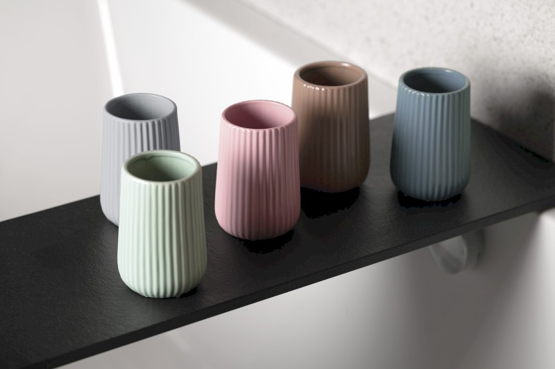 MARIKA sklenka na postavení, šedá MK9808