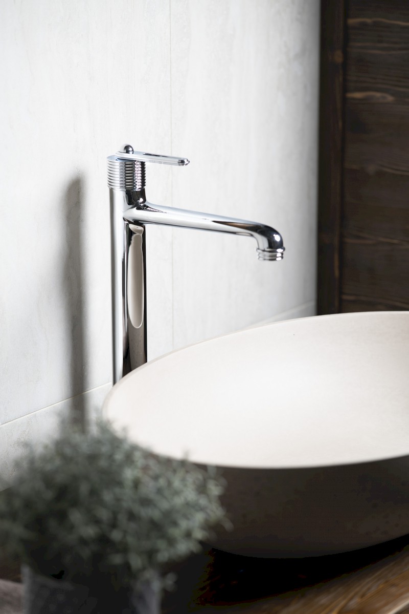 BEBÉ stojánková umyvadlová baterie vysoká, prodloužená hubice, chrom BB007