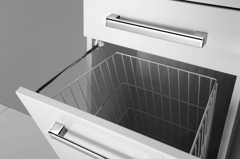 VEGA skříňka vysoká s košem, 40x184x31cm, bílá VG180