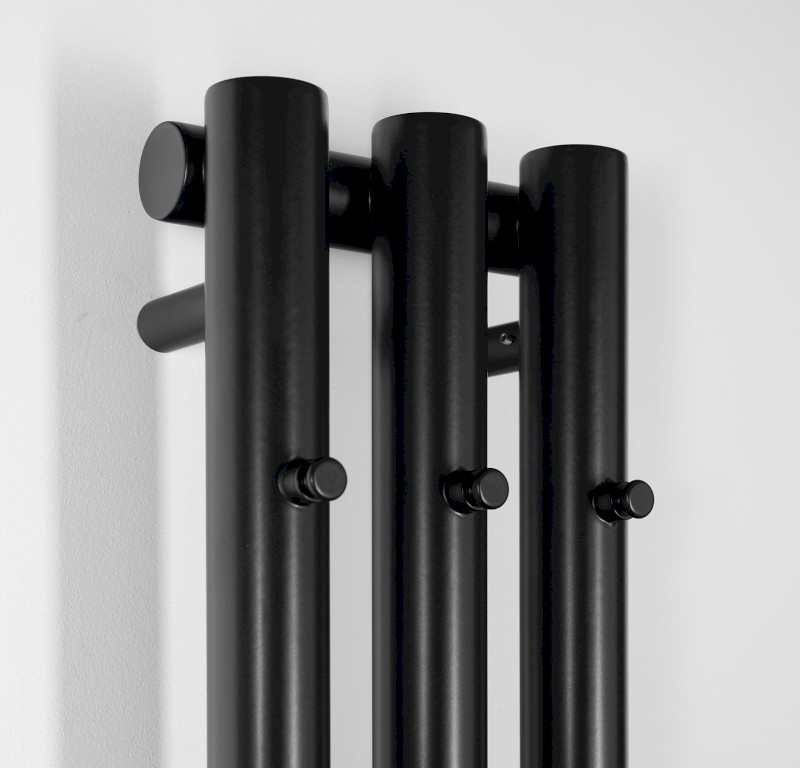 PILON otopné těleso 196x1800mm, se třemi háčky pro ručník, černá mat IZ128T