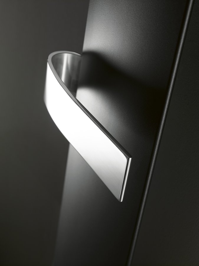 OTHELLO MONO SLIM hliníkové otopné těleso 300x1890mm, černá mat 2301189030SN