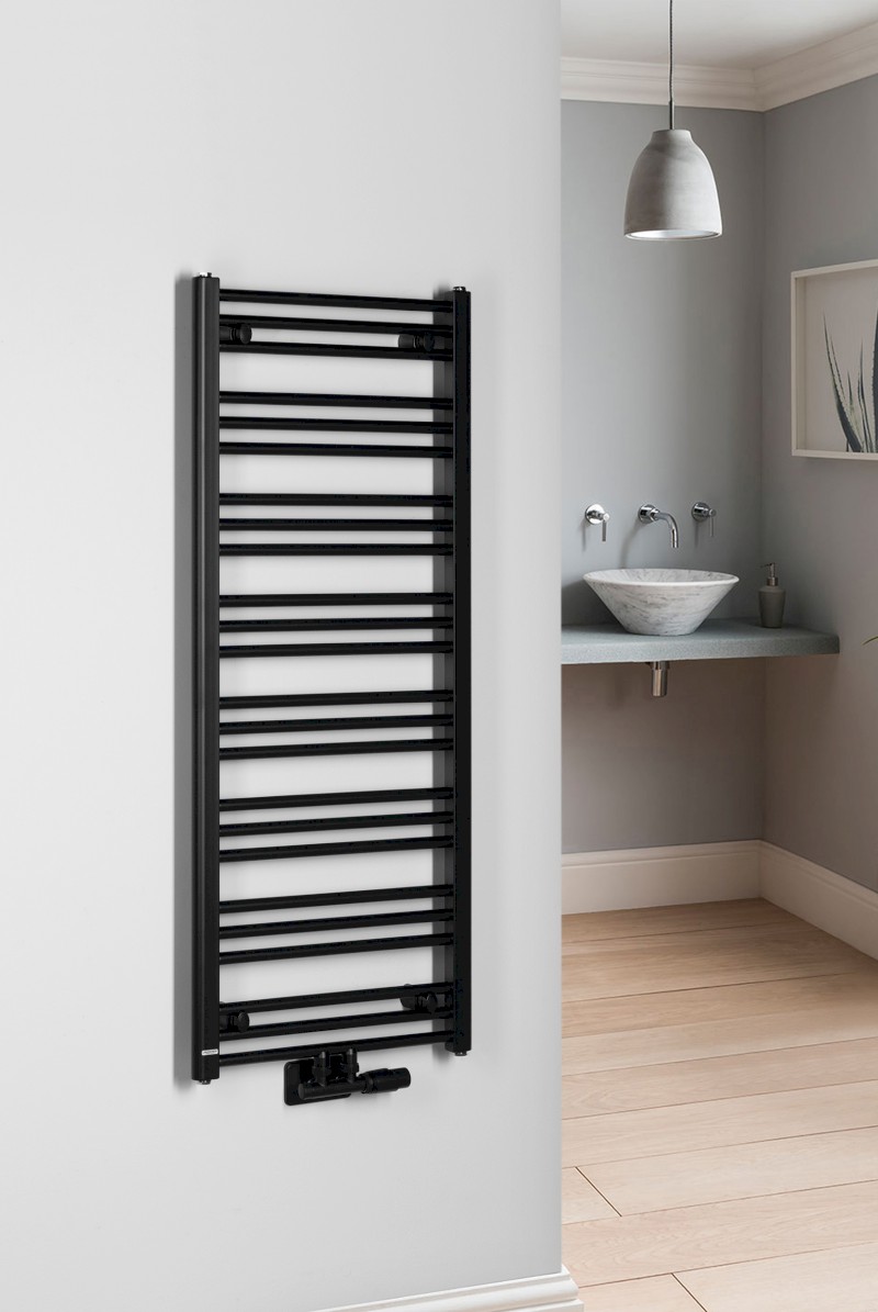 ALBRECHT otopné těleso 500x1250mm, středové připojení, černá mat 600.114.6