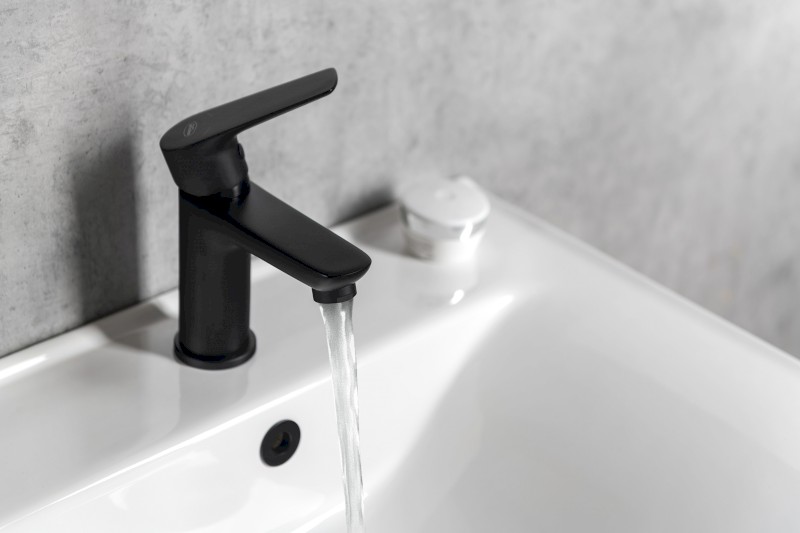 LOTTA stojánková umyvadlová baterie, černá mat LT602B