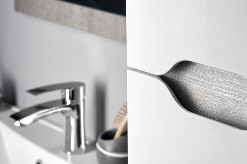 WAVE skříňka vysoká 35x140x30cm, levá/pravá, bílá/dub stříbrný WA245-3011