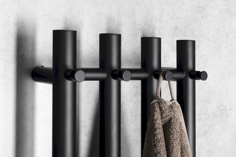 PAPINADO elektrický sušák ručníků 263x1200mm, 85W, černá mat ER350