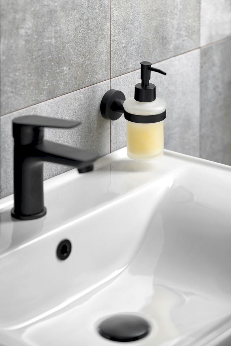 SAMBA dávkovač mýdla 150ml, mléčné sklo, černá mat SB219