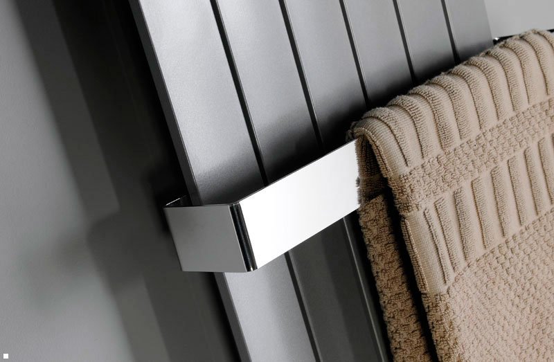 COLONNA držák ručníků 650mm, nerez lesk IRPA18