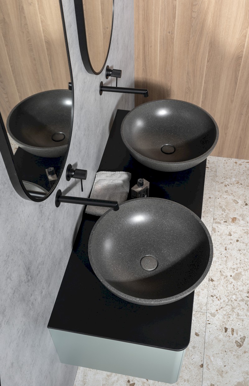 TURF betonové umyvadlo na desku, včetně výpusti, Ø 44cm, černý granit AR436