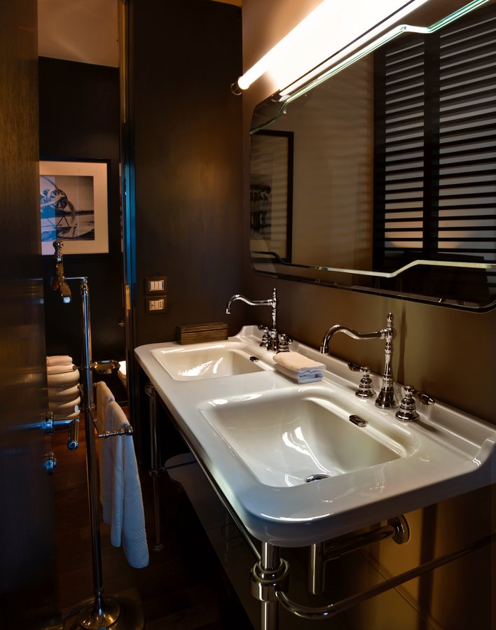 WALDORF konstrukce pro dvojumyvadlo 150cm se skleněnou poličkou, chrom 9195K1