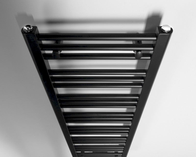 ALBRECHT otopné těleso 400x1250 mm, středové připojení, černá mat 600.112.6