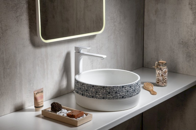 PRIORI keramické umyvadlo na desku, Ø 41 cm, bílá s modrým vzorem PI027