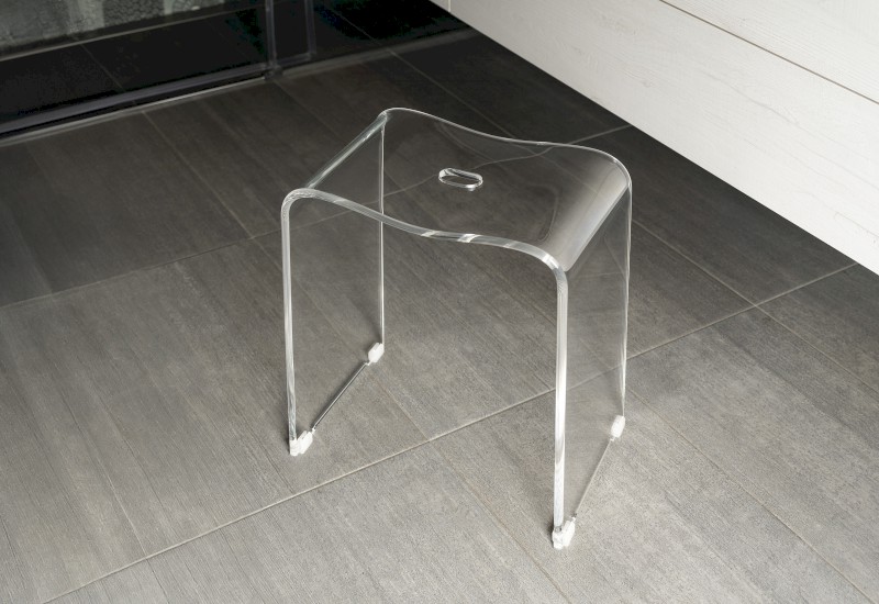 TRENDY koupelnová stolička 40x48x27,5cm, čirá A211100