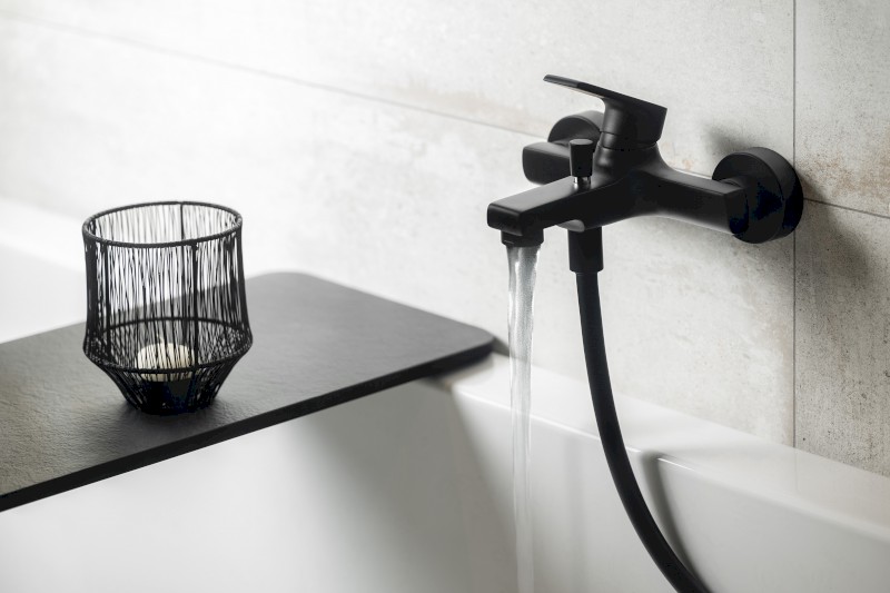 KAI nástěnná vanová baterie, černá mat KA10/15