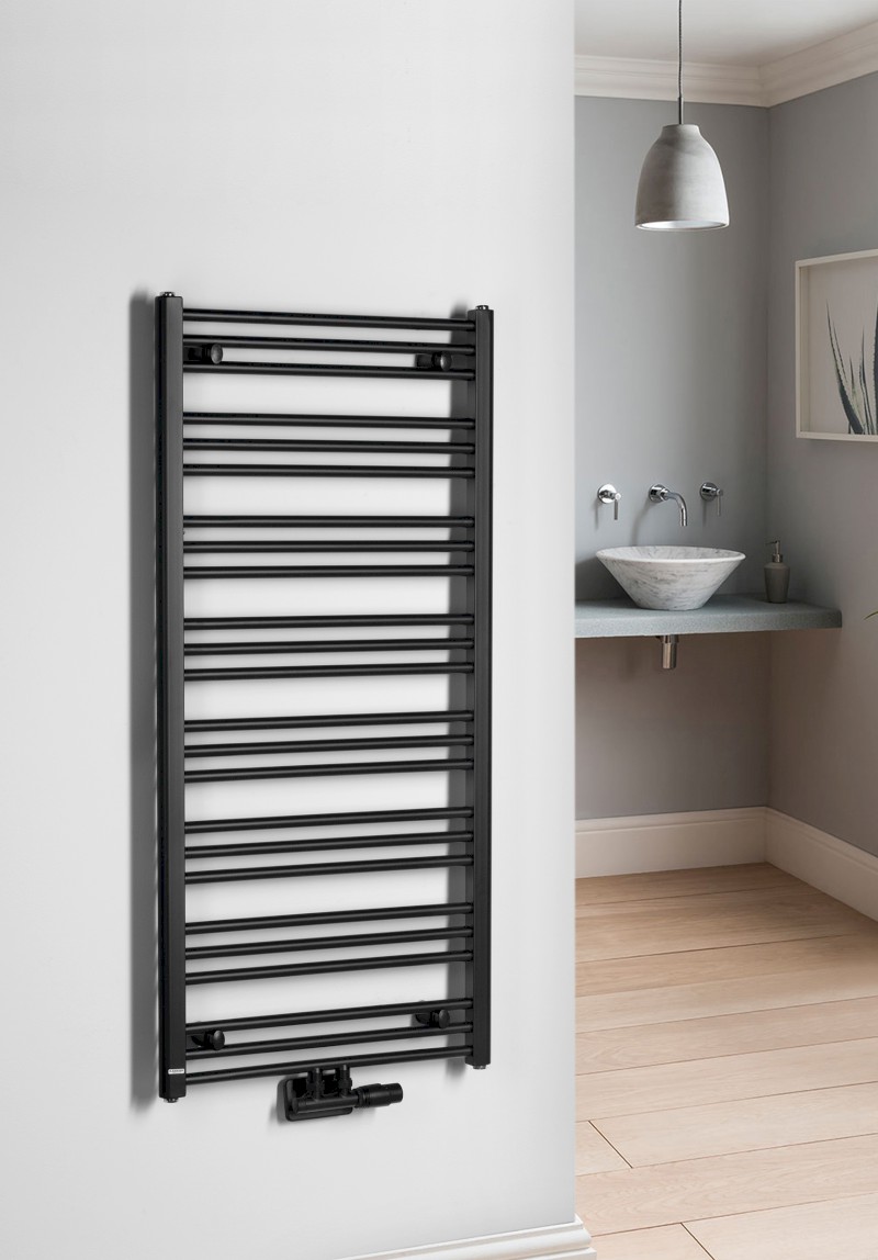 ALBRECHT otopné těleso 600x1250 mm, středové připojení, černá mat 600.117.6