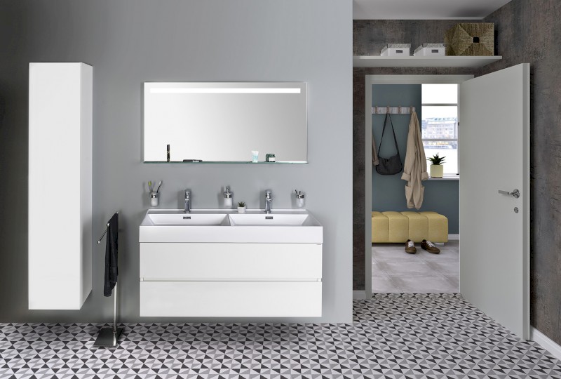 BRETO zrcadlo s LED osvětlením a policí 120x60,8cm BT120