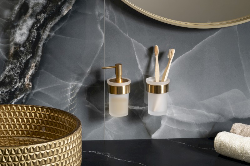 PIRENEI dávkovač mýdla 110 ml, mléčné sklo, zlato mat PI8188