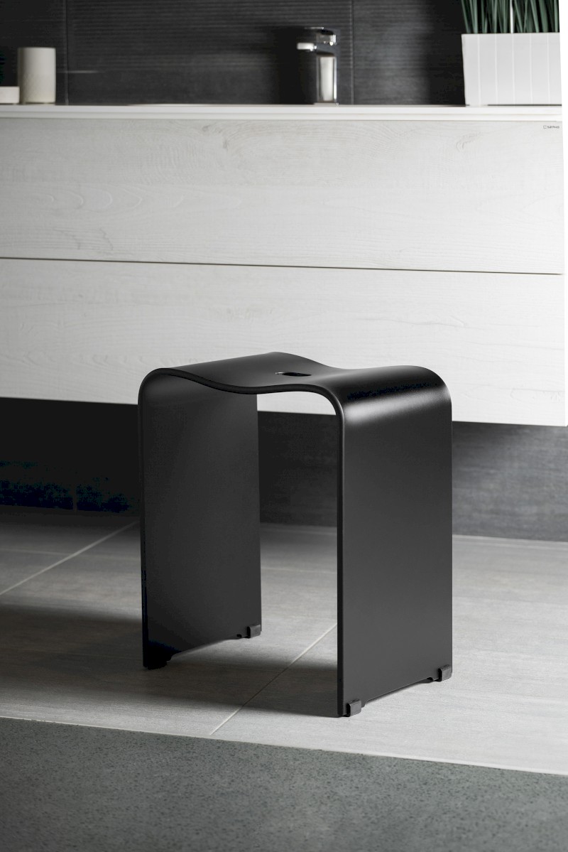 TRENDY koupelnová stolička 40x48x27,5cm, černá mat A211110