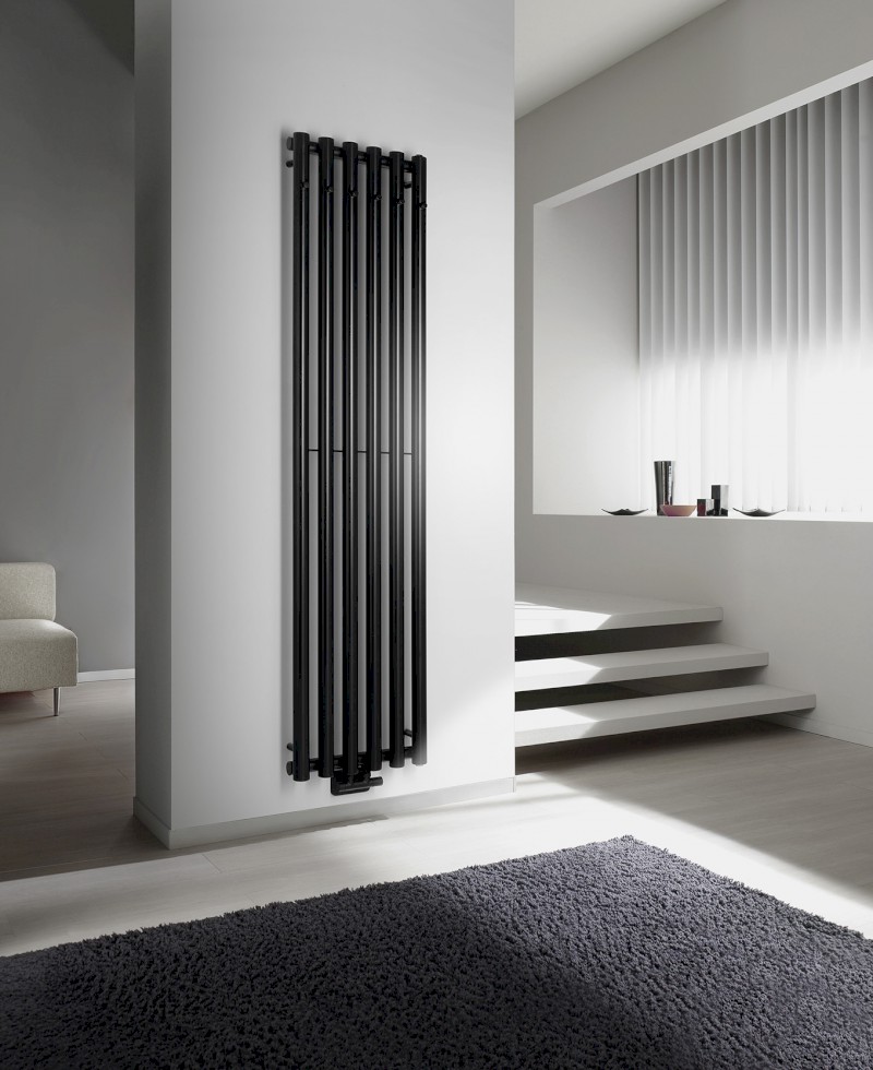 PILON otopné těleso 418x1800mm, se šesti háčky pro ručník, černá mat IZ132T