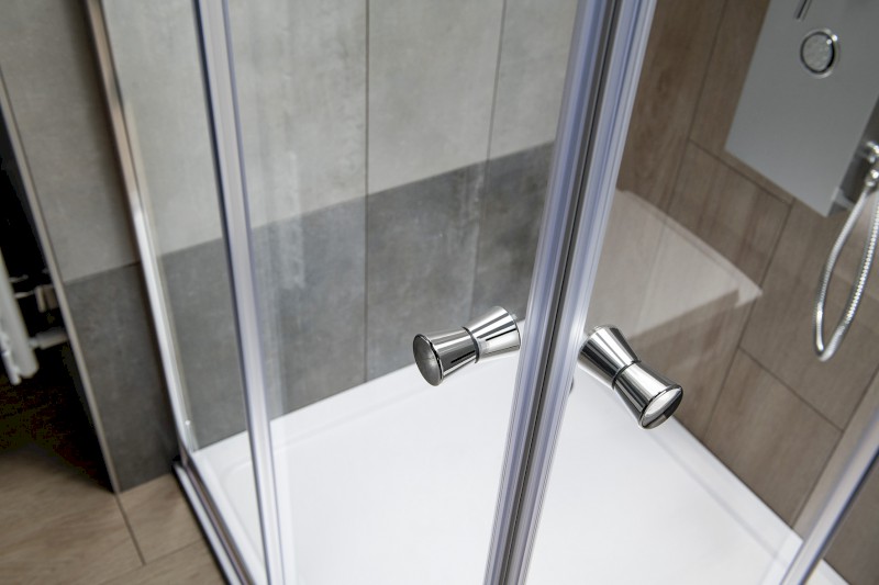 AGGA čtvercová sprchová zástěna 800x800mm, čiré sklo HLF808Y