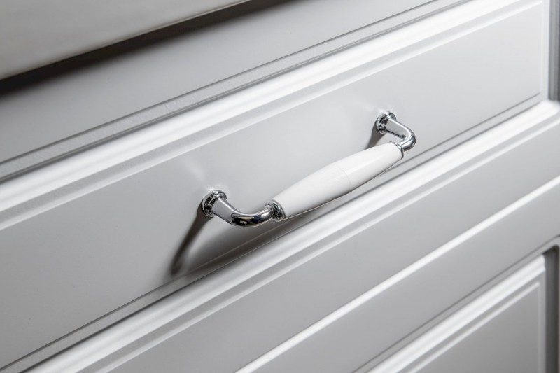 FAVOLO vysoká skříňka košem 40x184x31cm, bílá mat FV180