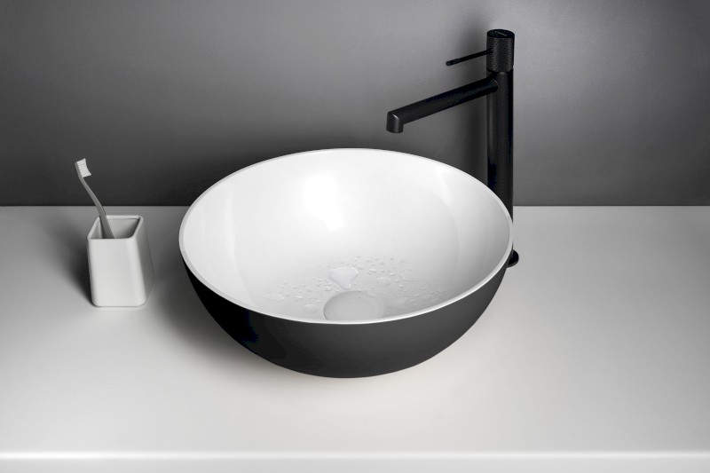 BANERA ROUND umyvadlo na desku, litý mramor, průměr 39cm, bílá/antracit mat 14337.52