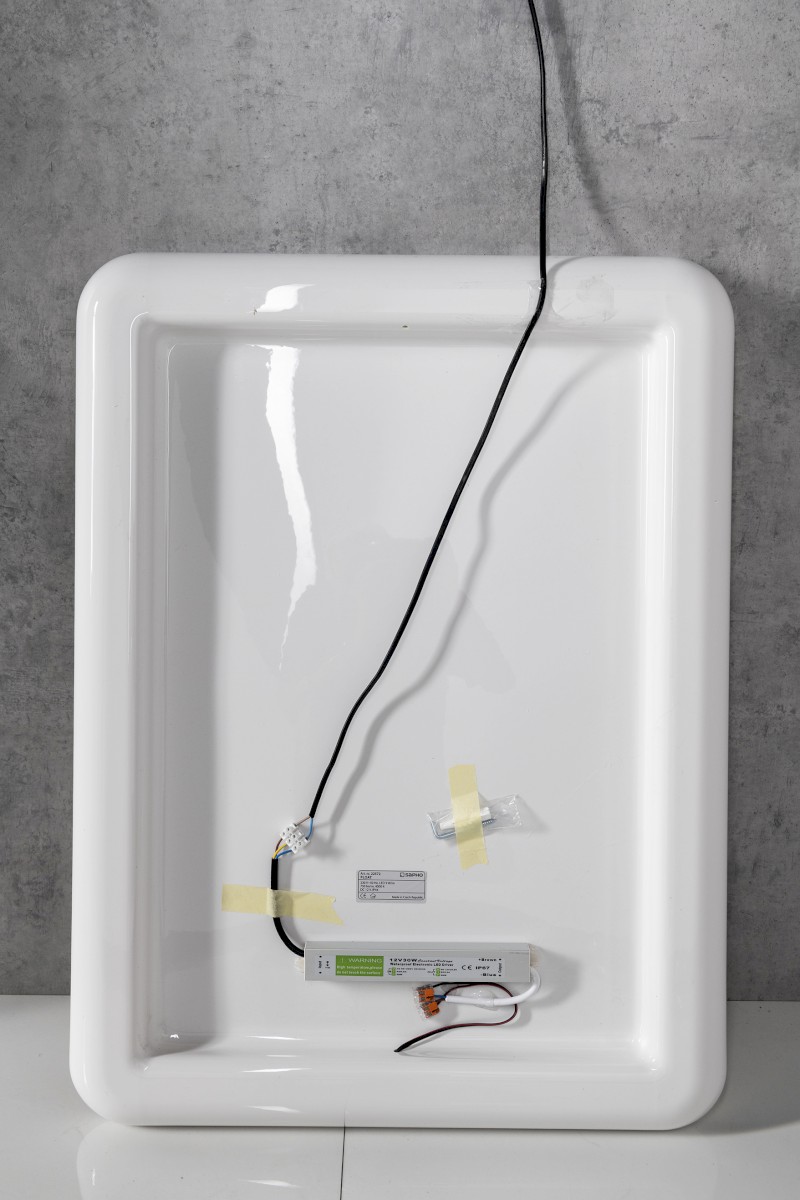 FLOAT zrcadlo s LED podsvícením 50x70cm, bílá 22571