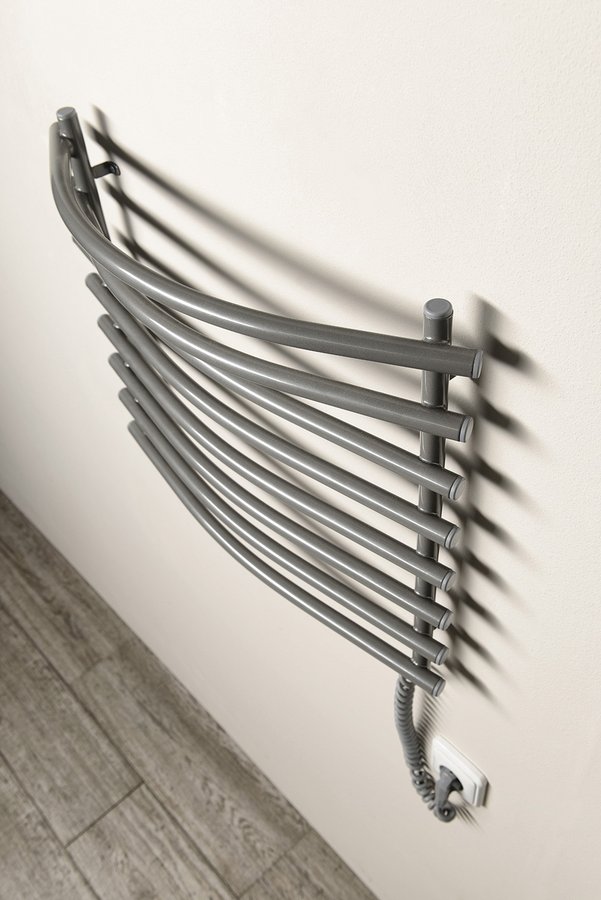 SUCH elektrický sušák ručníků, 570x465mm, 72W, šedý hliník-metalíza (RAL9007) SU210A