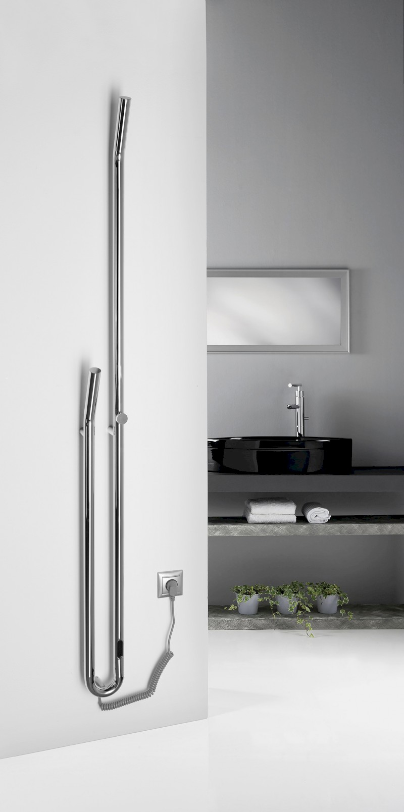 DUOPASSO elektrický sušák ručníků s časovačem 122x1700mm, 45 W, chrom ER730