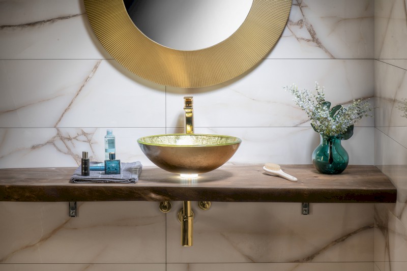 SHAY skleněné umyvadlo na desku Ø 42cm, zlatá 2501-22