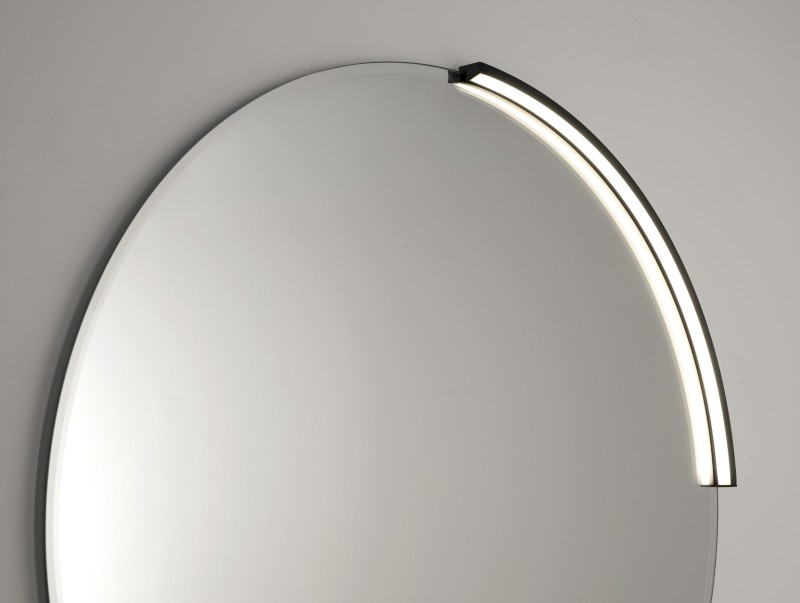 MOON LED svítidlo 8,8W, 230V, 573x12x22mm, R400mm, černá mat SL-2211/80MB