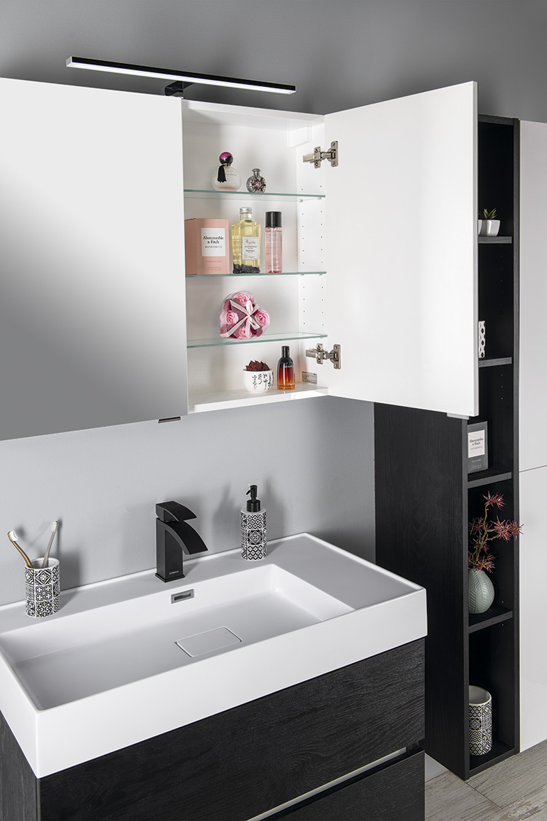 RIWA galerka s LED osvětlením, 81x70x17cm, dub stříbrný RIW080-0011