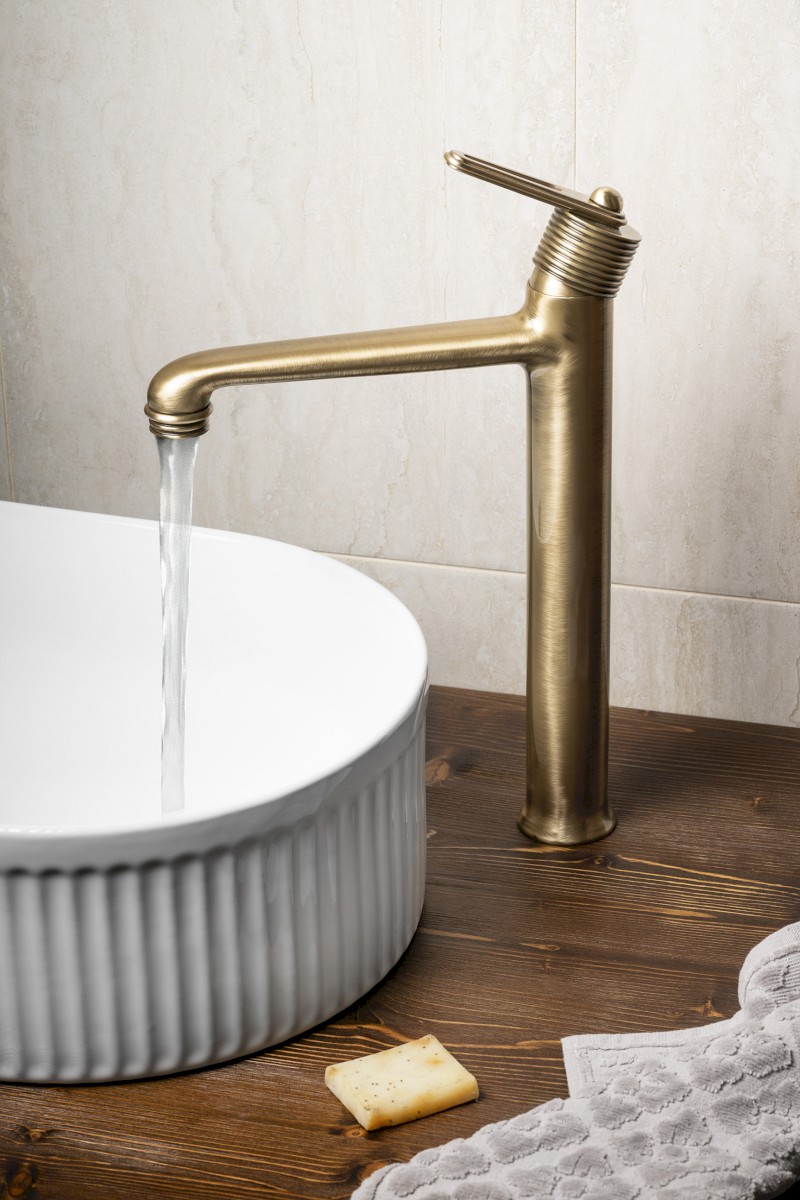 BEBÉ stojánková umyvadlová baterie vysoká, prodloužená hubice, bronz BB007/18