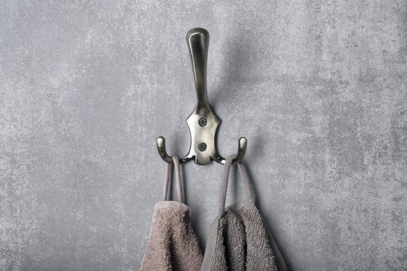 Háček velký, bronz 10089