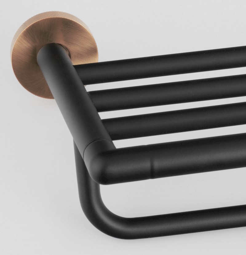 LARISSA polička na ručníky s hrazdou 600mm, černá/měď mat WS029BC