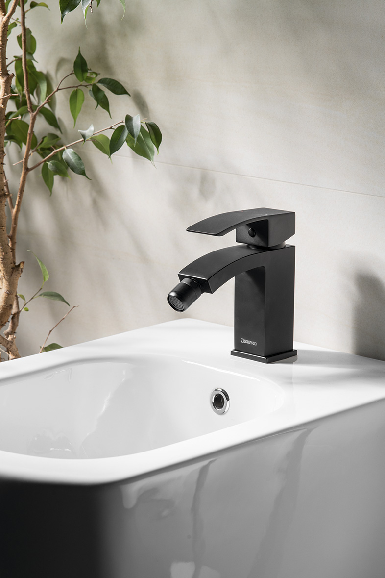 GINKO 35 stojánková bidetová baterie, černá mat 1101-03B