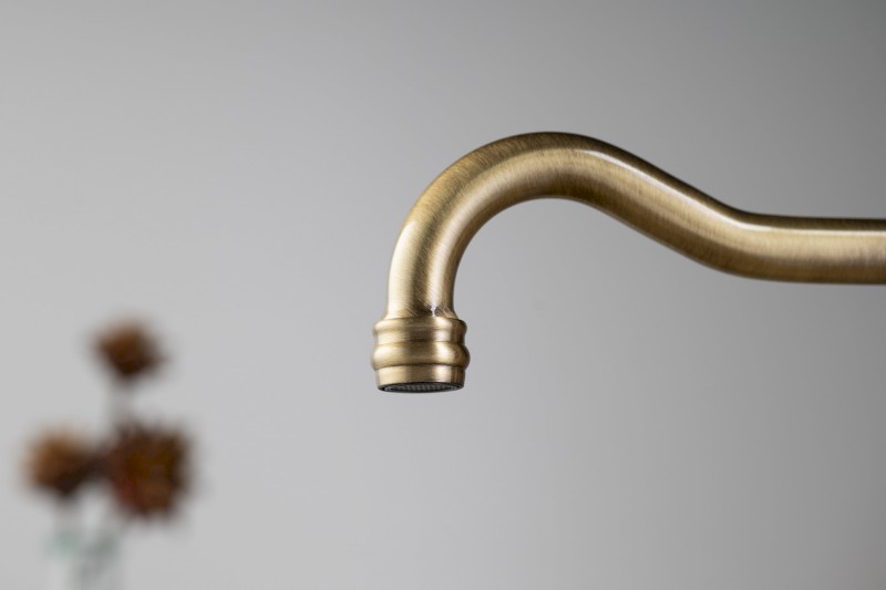 KIRKÉ WHITE stojánková dřezová baterie, bílá páčka, bronz KI14BB